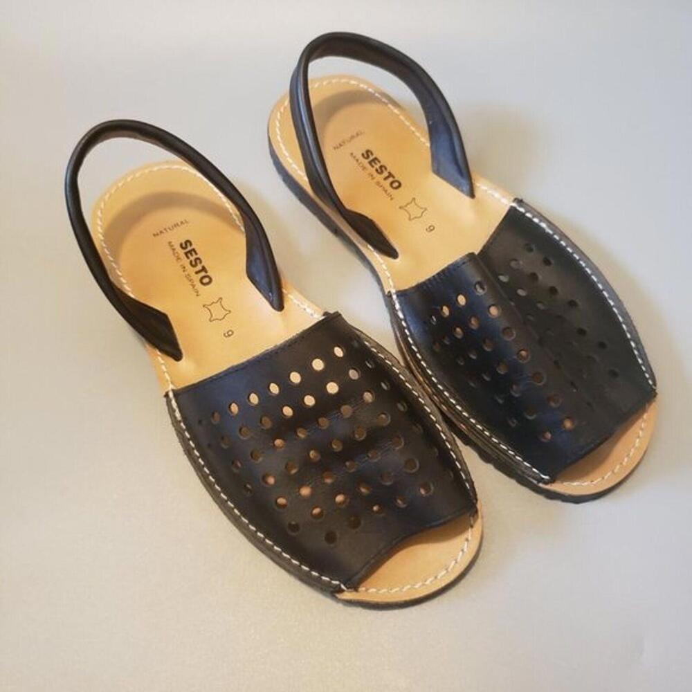 New Sesto black perforated sling back sandals 9 (bin 4)